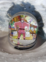 Schneekugel Weihnachts-Edition 2024 Schneekugel Weihnachts-Edition 2024